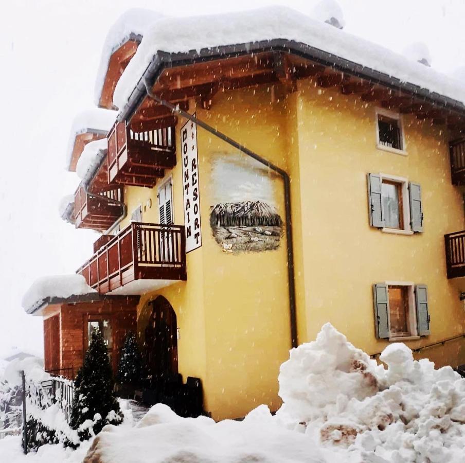 Hotel Mountain Resort Commezzadura Esterno foto