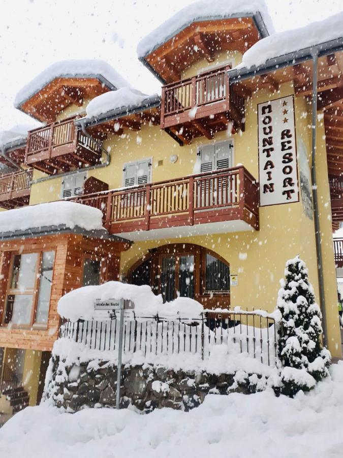 Hotel Mountain Resort Commezzadura Esterno foto