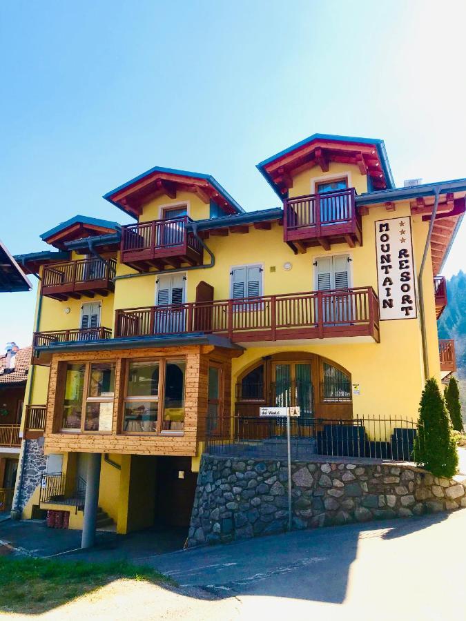 Hotel Mountain Resort Commezzadura Esterno foto